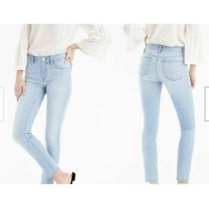 J.CREW 8" Light Wash Toothpick Jean 25P